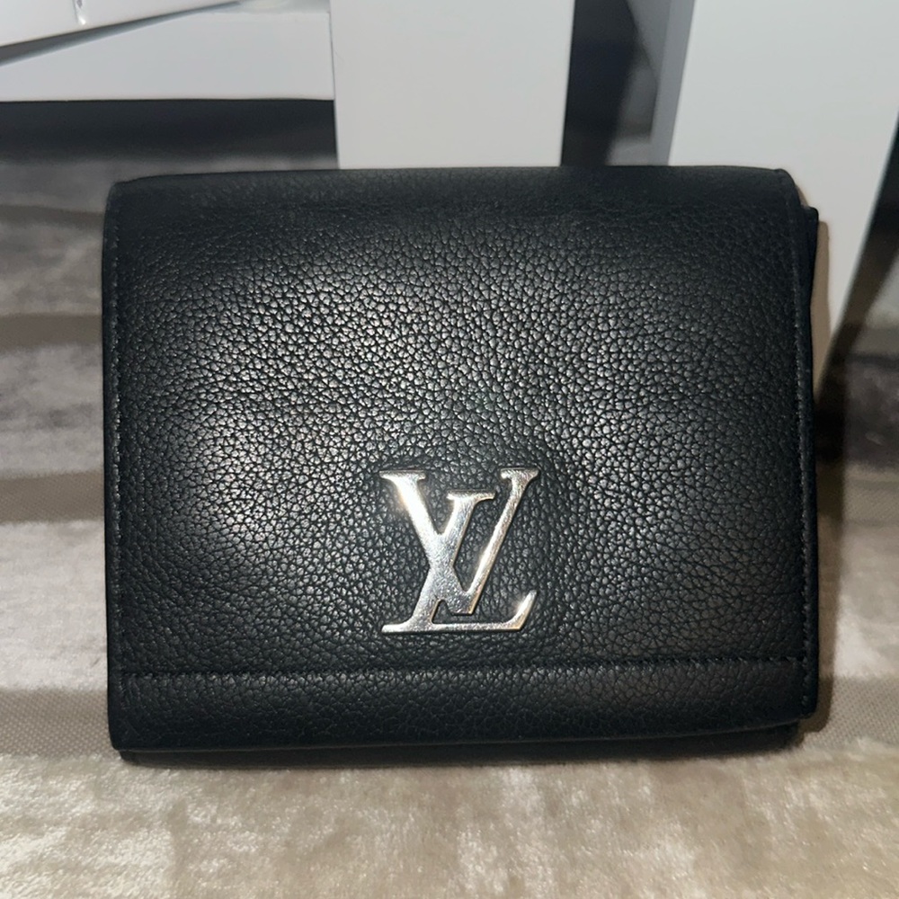 Authentically Louis Vuitton flat wallet small